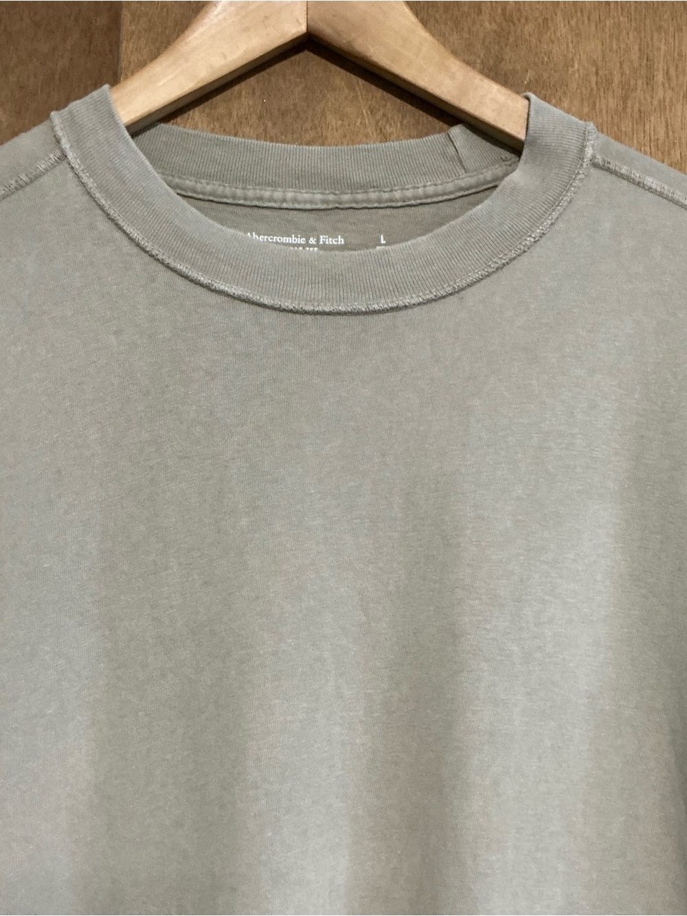 Abercrombie & Fitch Men's Crew Neck Tee -